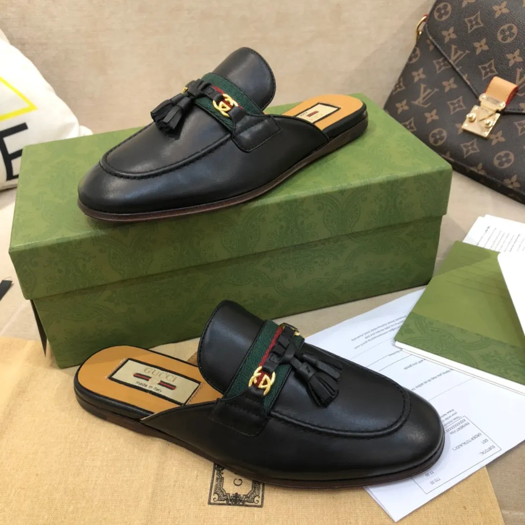 SE674 Size 4-11   Heels:1.5cm Material: Cowhide  Lining: Sheep skin Sole: Italian leather Gripper Slippers For Adults