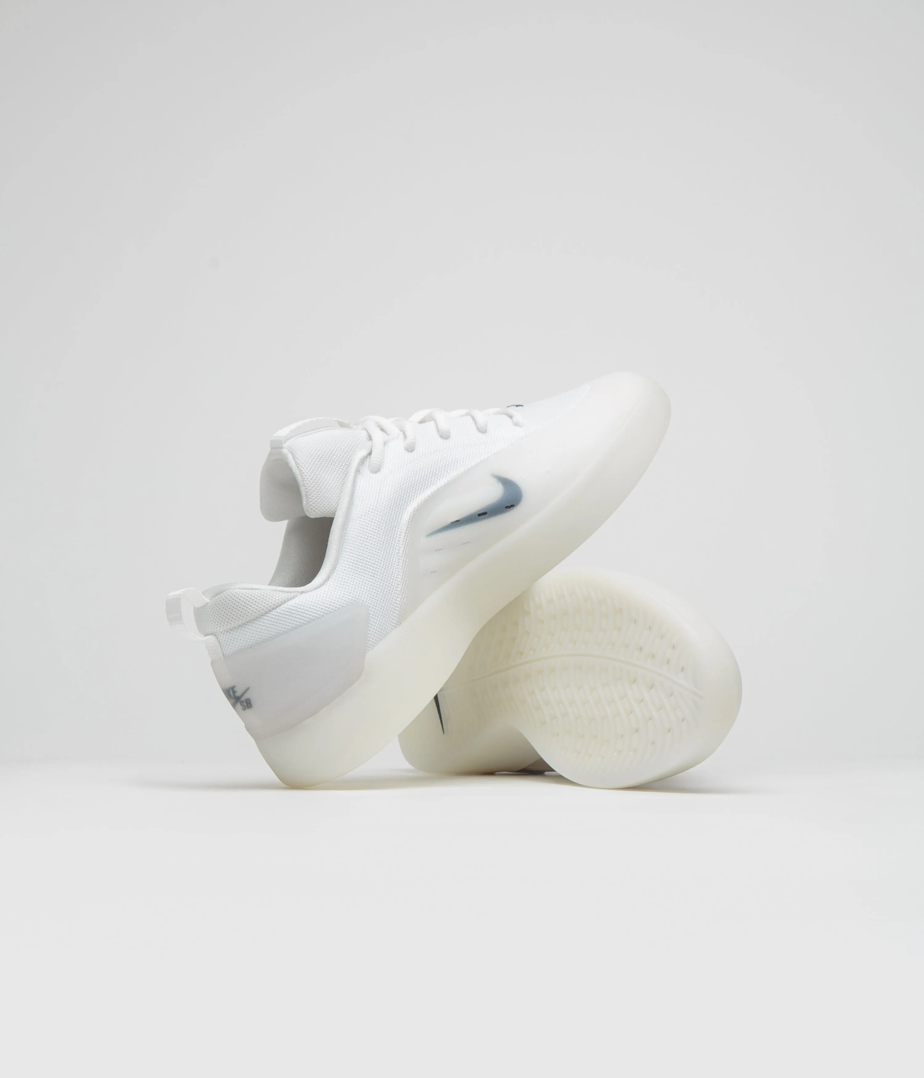 Nike SB Nyjah 4 Shoes - White / Black - White - Black Stussy X Nike Shoes