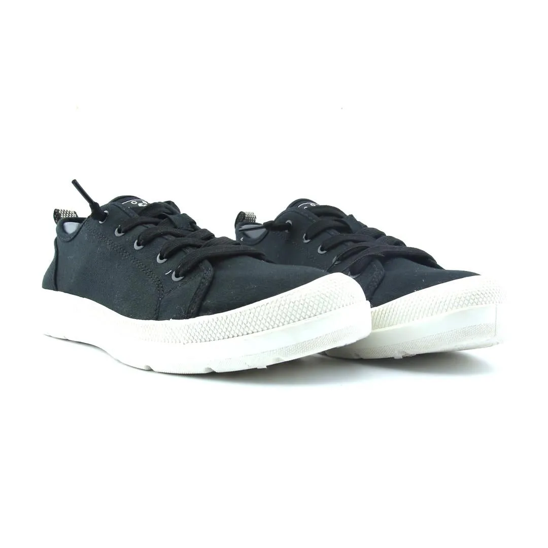 SKECHERS BEYOND Lee's Sneakers