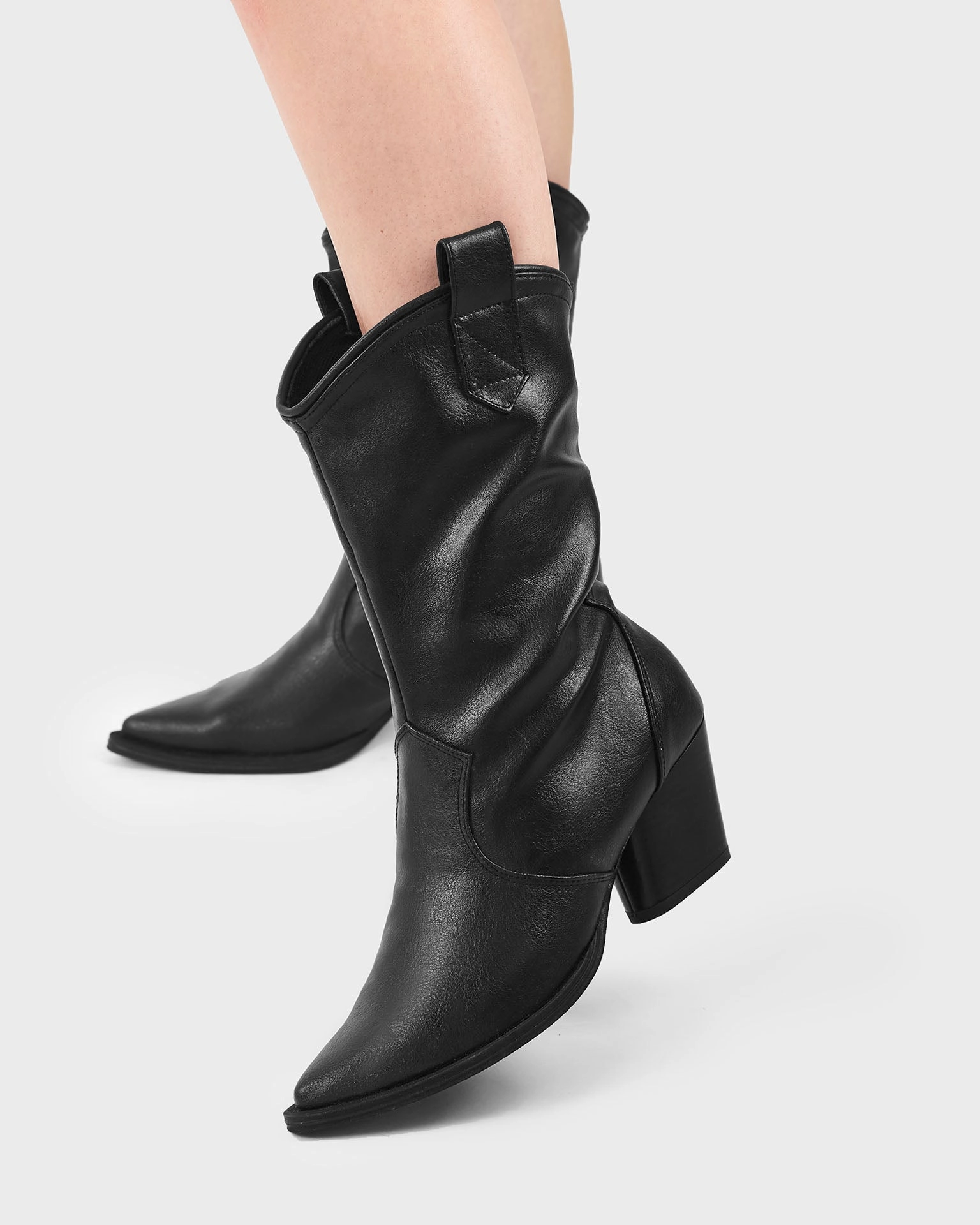 Bershka Boots Sleeky Cowboy Boots made of Vegea grape leather - outlet