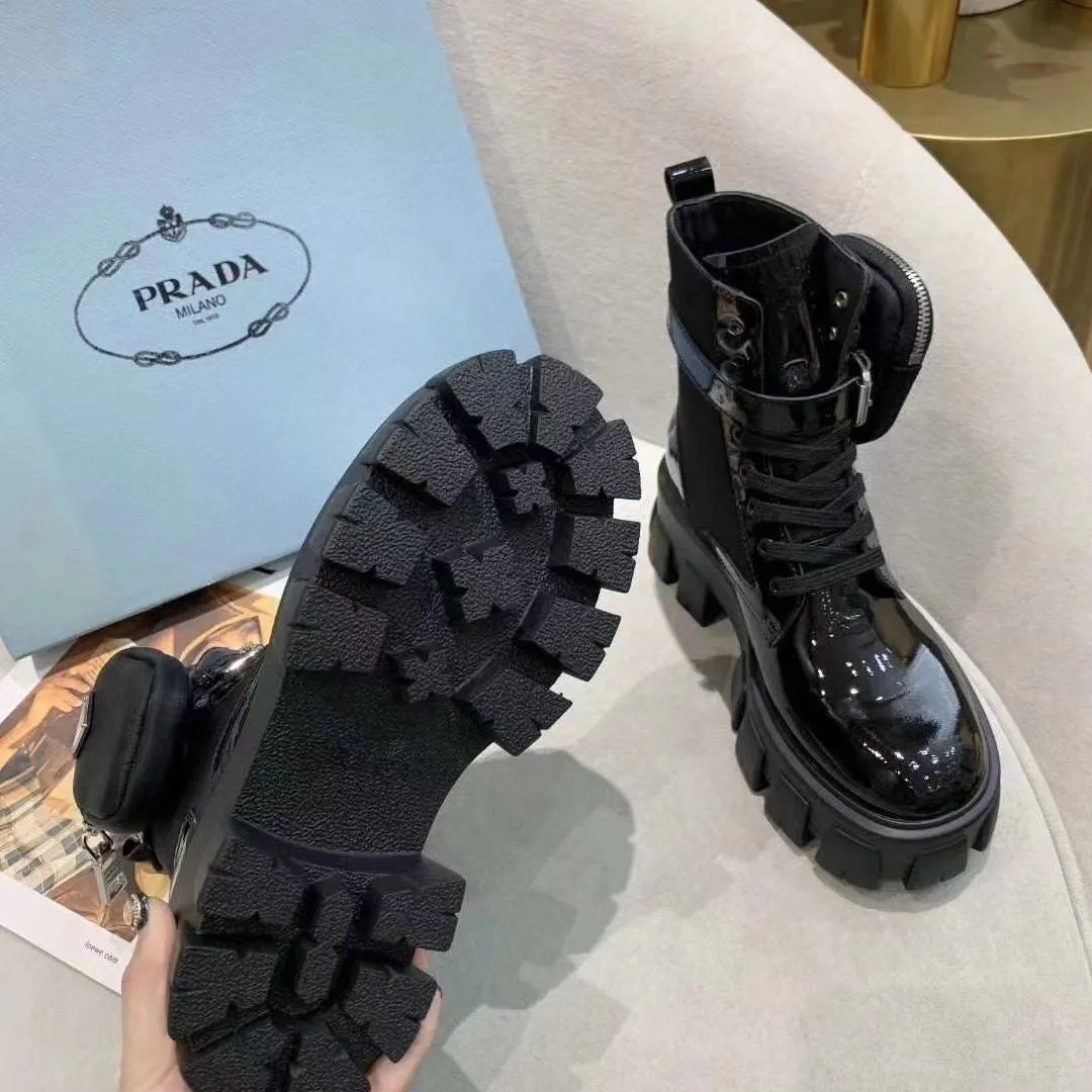 SE753  Size 4-11   Material: Cowhide  Lining: Cowhide Sole: Rubber Top Sider Rain Boots