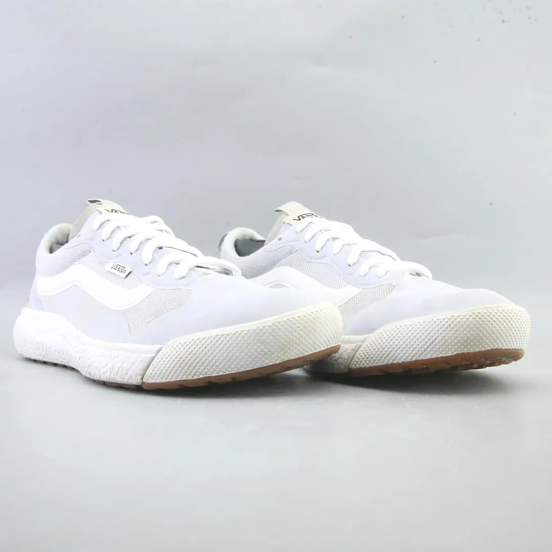 VANS ULTRARANGE Casual Shoes For Formal Wear