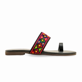 Black Casual Chappal For Women CL2134 Ladies Leather Flat Shoes