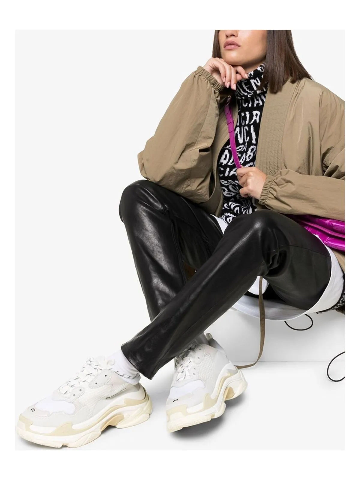 TRIPLE S SNEAKERS Sneakers Sonic