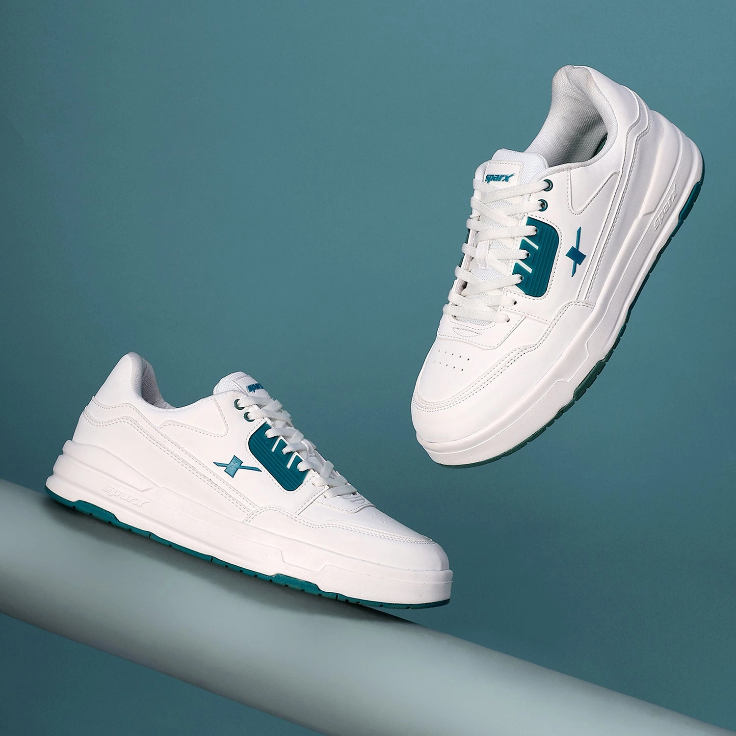 Basketball Shoes Pro Bounce Sparx Shoes for Men SM 9067