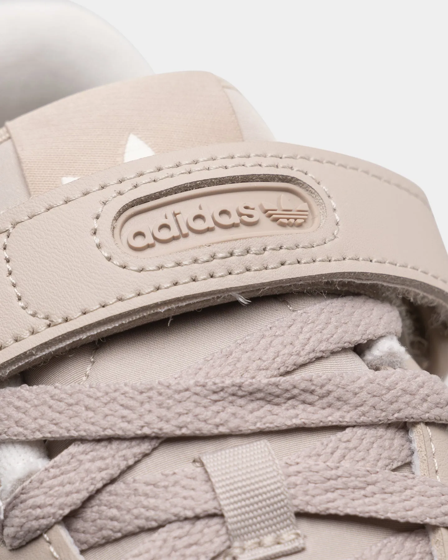 Adidas Forum Low Wonder Beige/Cloud White Adidas Trail Shoes