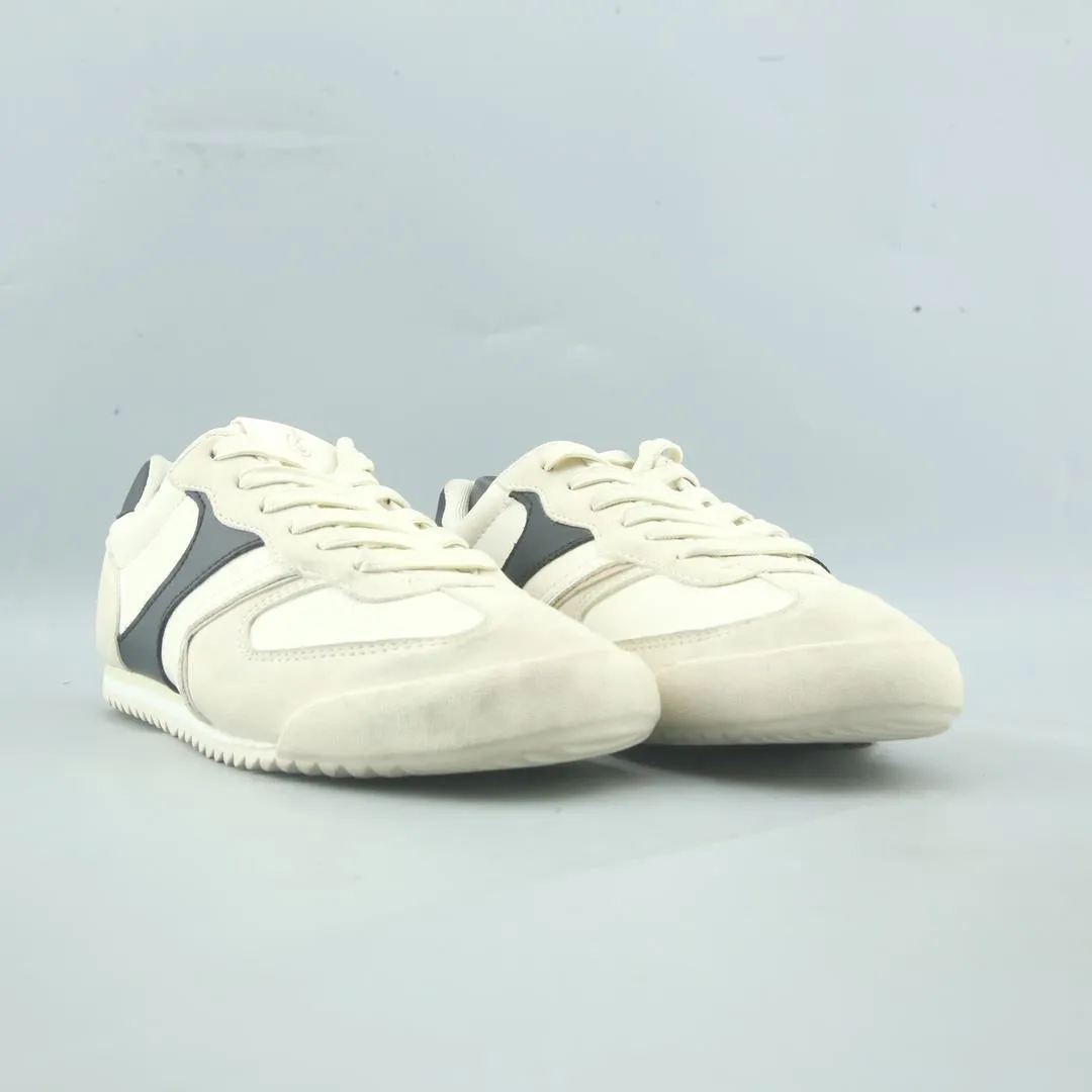 Sneakers Onitsuka Tiger STRADIVARIUS .