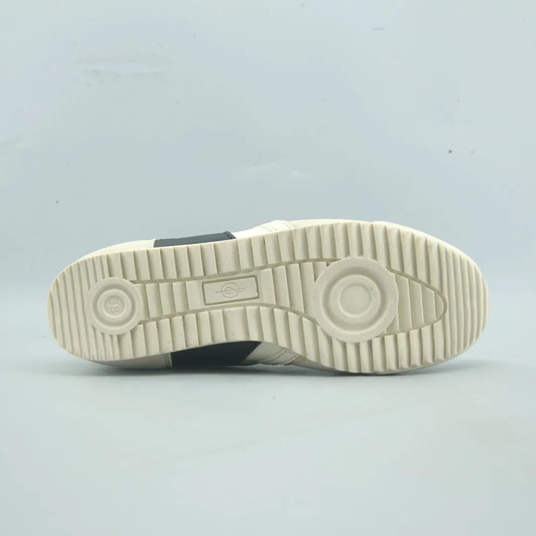 STRADIVARIUS . Sneakers Working Shoes