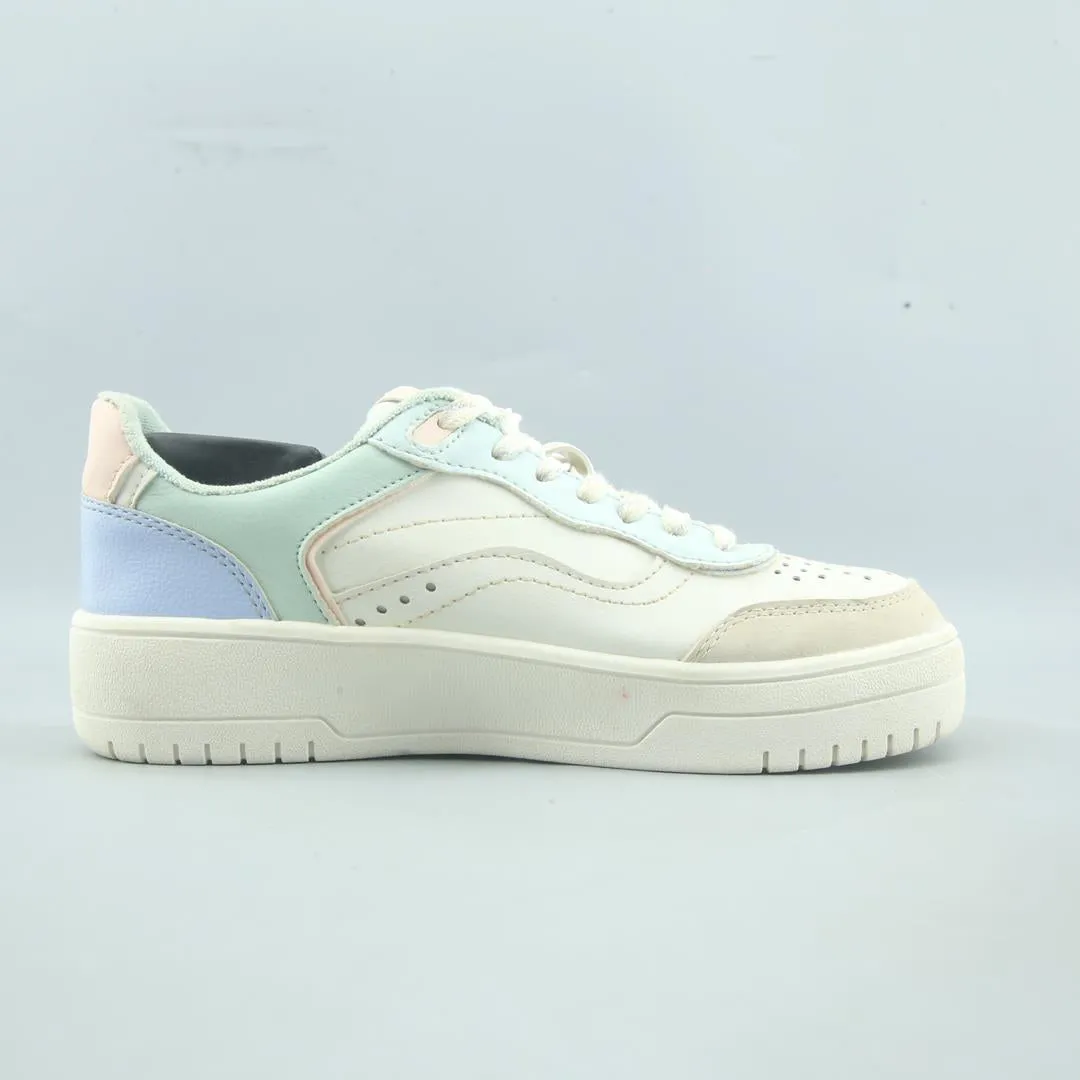 STRADIVARIUS . Eminem Sneakers