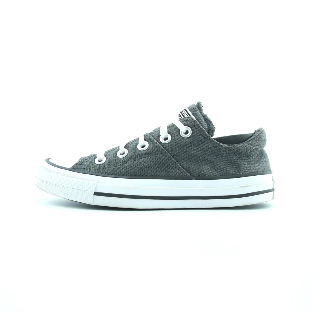 Minnetonka Cally Casual Shoe CONVERSE ALL STAR