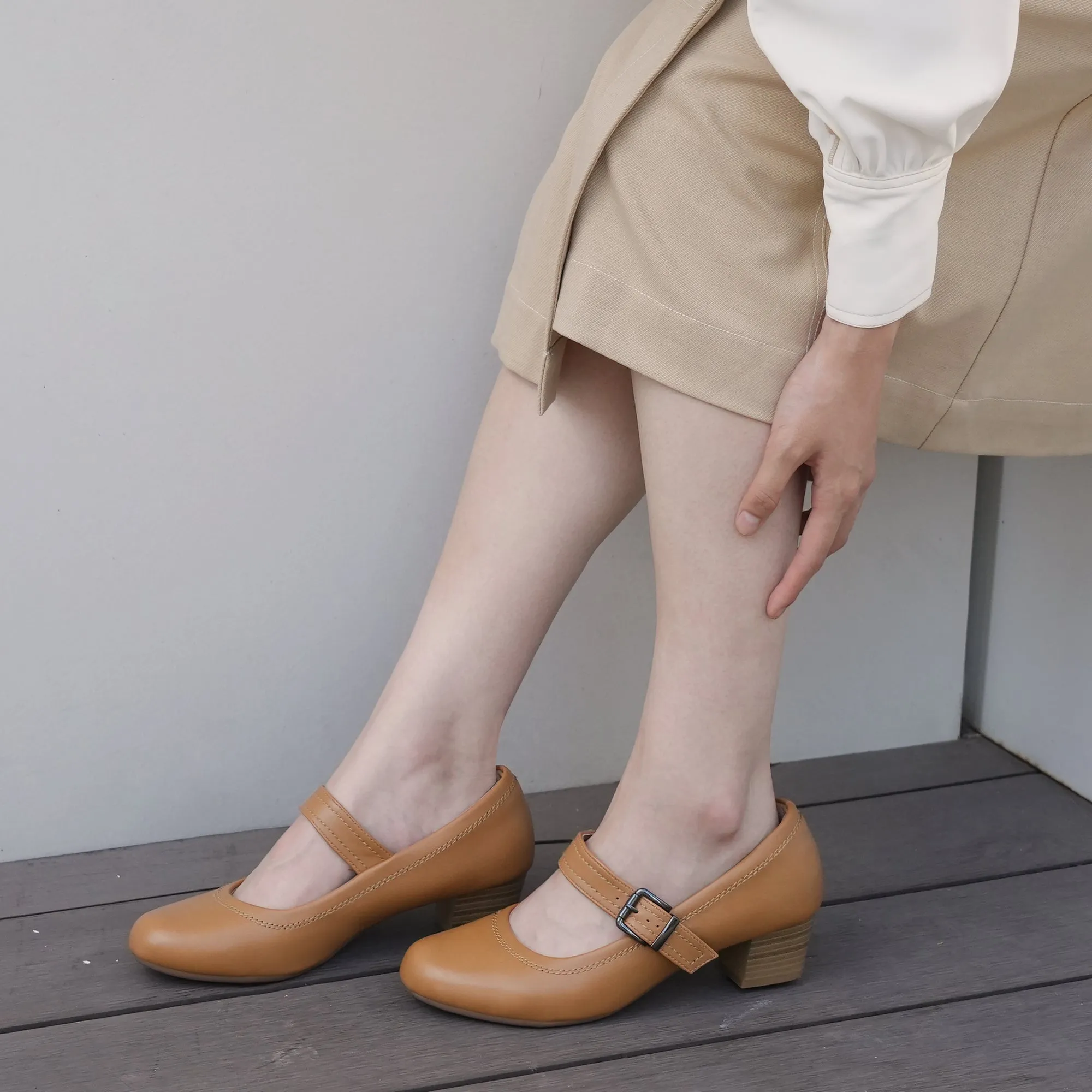 Tan Pumps Dress-Violet