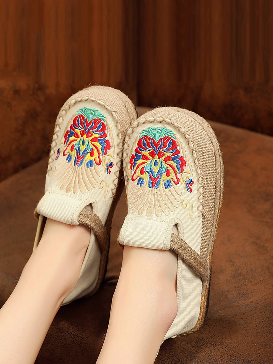 Women Summer Ethnic Embroidery Cloth Linen Flat Shoes AH1011 Wide Fit Flat Wedding Shoes