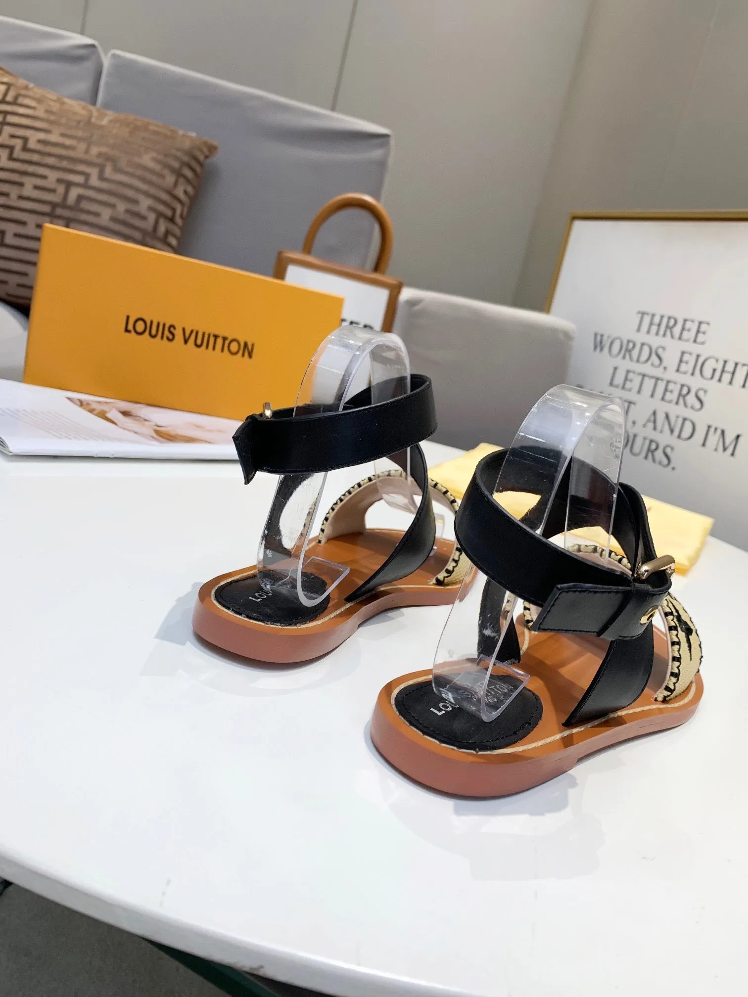 Wide Width Dress Sandals SE507  Size 5-11