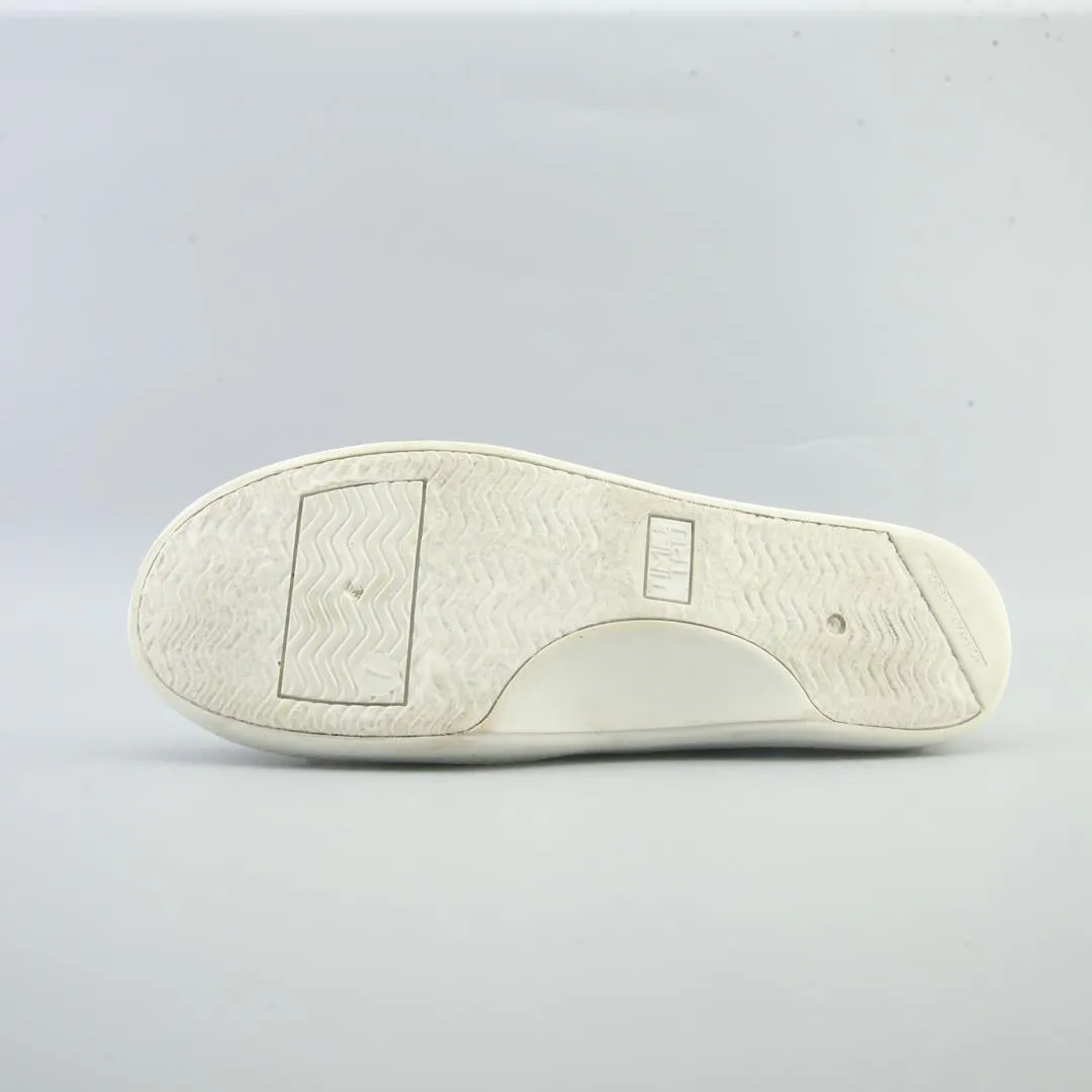 White Casual Sneakers TIME AND TRU MEMORY FOAM