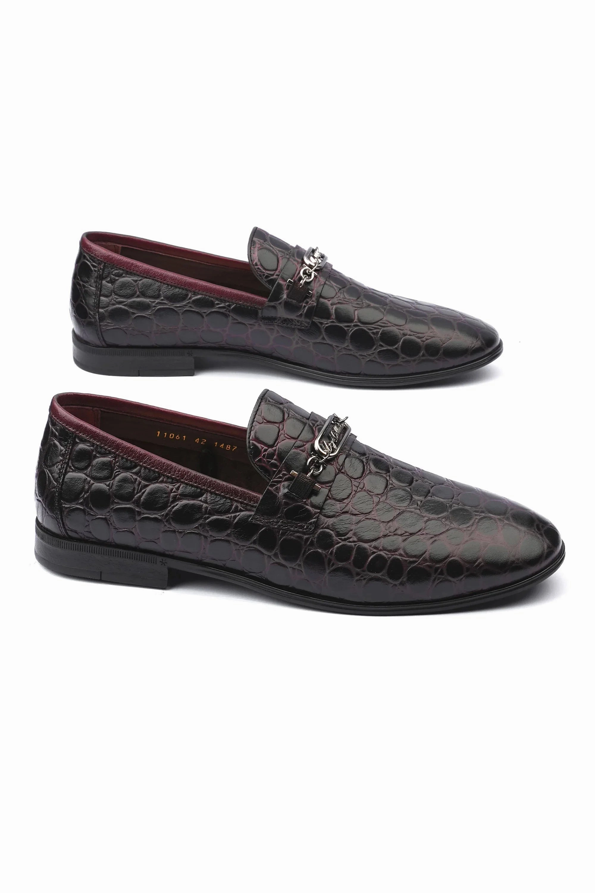 LOGO 11061 MRC Allen Edmonds Loafers