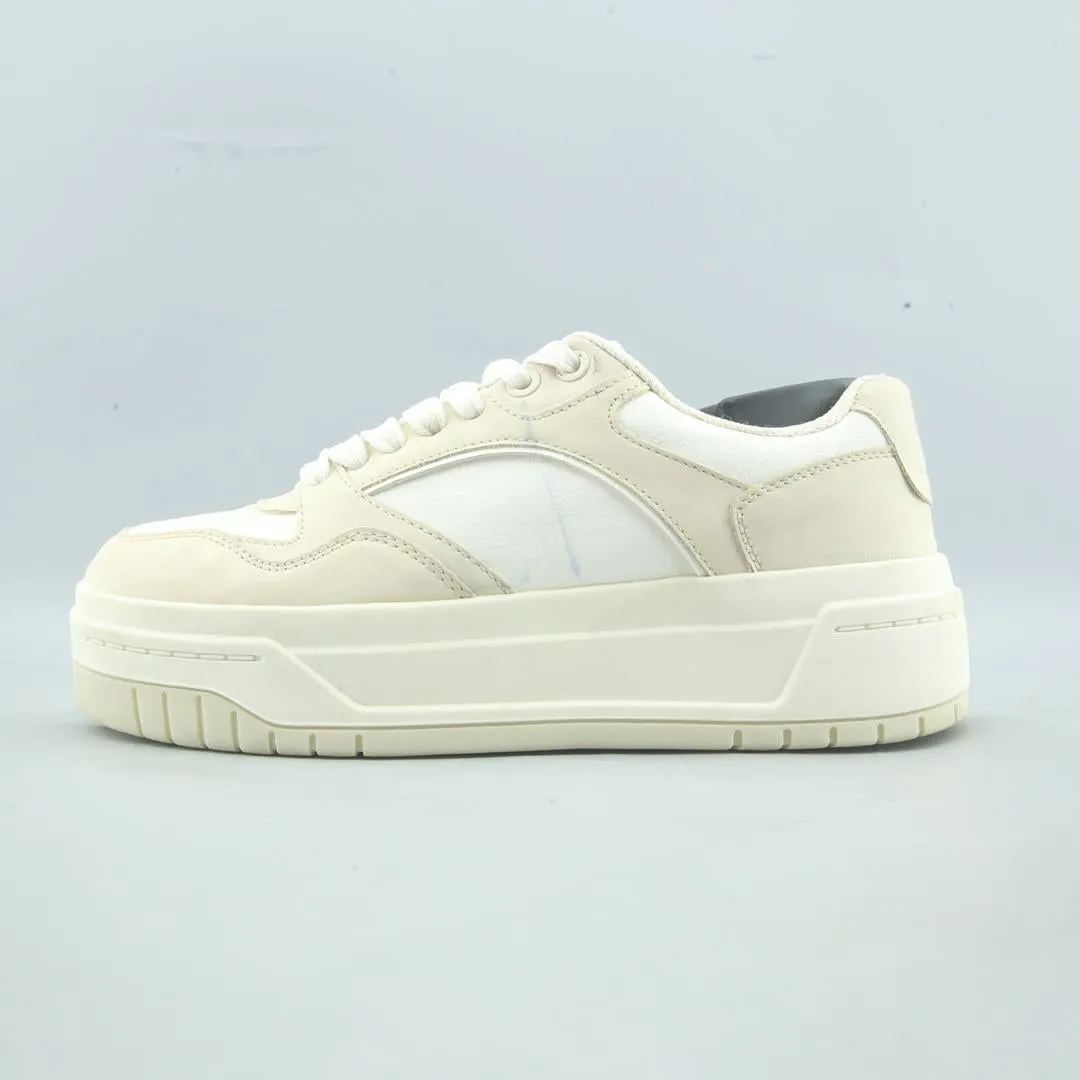 Customized Sneakers ZARA. .