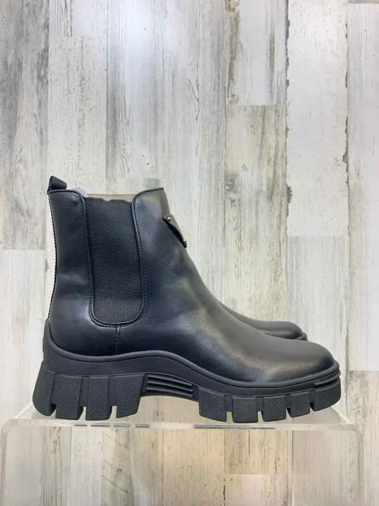 NWT GUESS SHOES Shoe Size 11 Black Shoes/MID BOOTS ELASTIC SIDES Xtratuf Boots