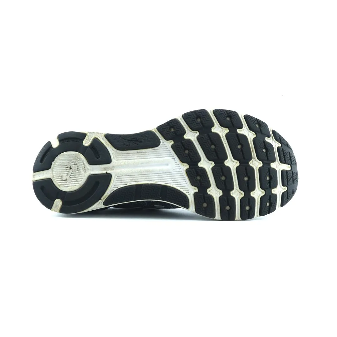 UNDER ARMOUR BANDIT 3 Pavement Running Shoes