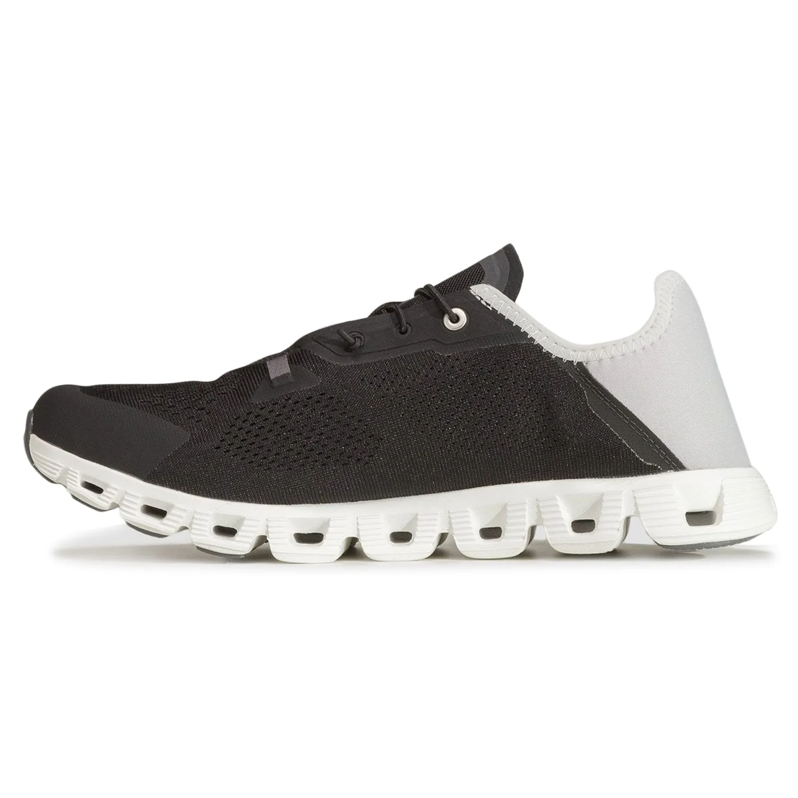 Running Shoes Manchester On Cloud 5 Coast Textile Synthetic Men's Low Top Black Shadow Trainers