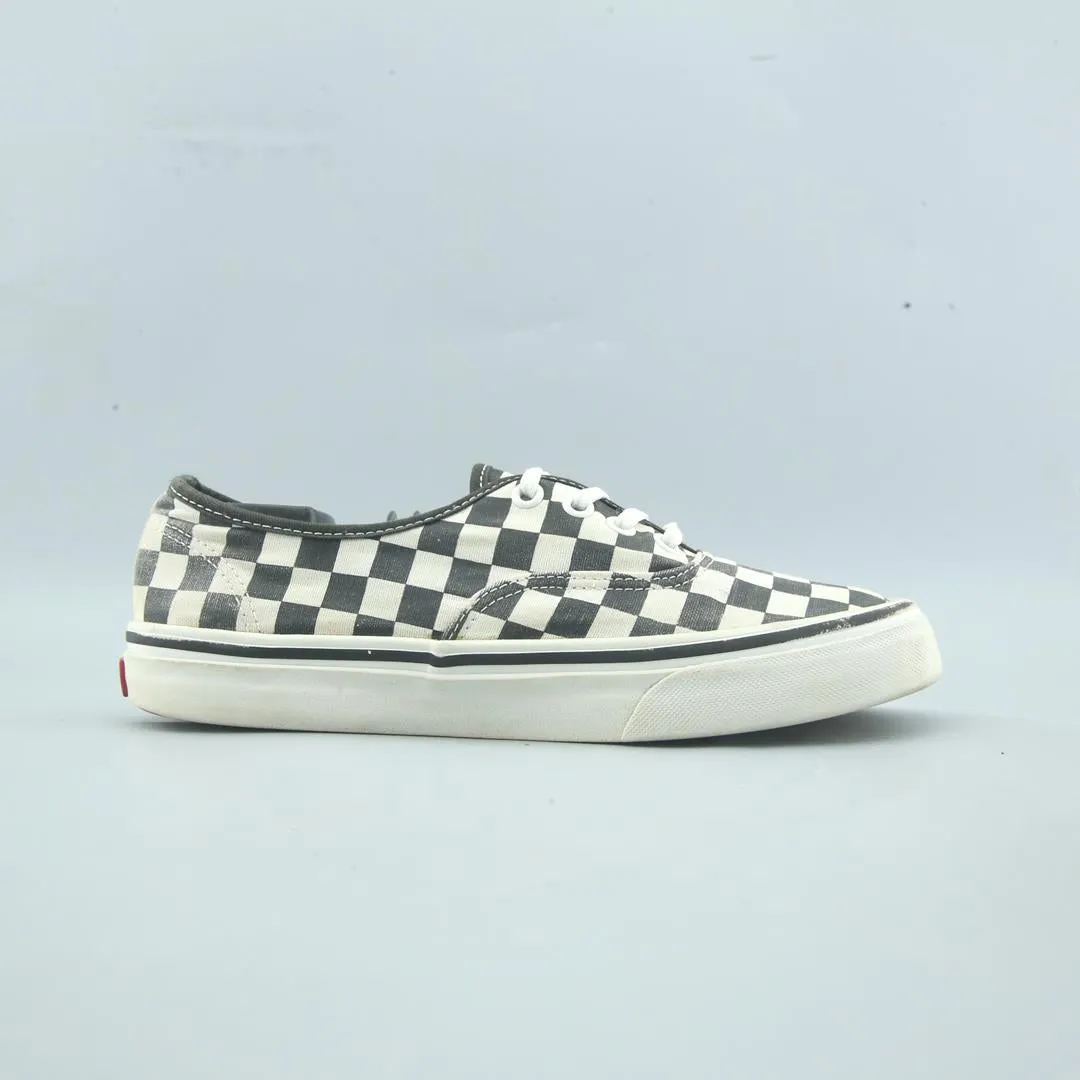 VANS AUTHENTIC Orthotic Sneakers