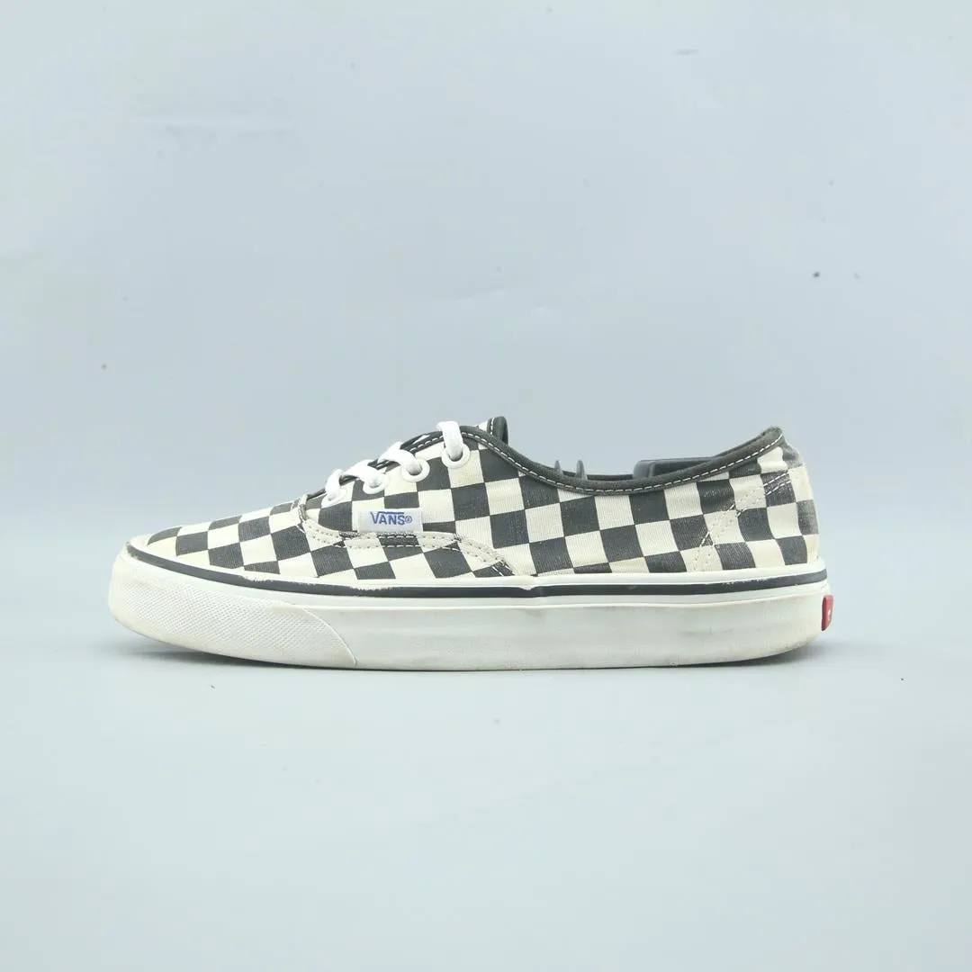 VANS AUTHENTIC Hey Dude Sneakers