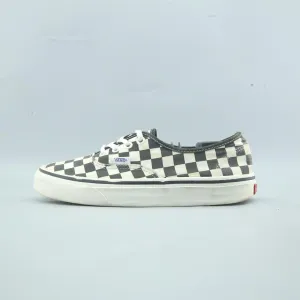 VANS AUTHENTIC Used Sneakers