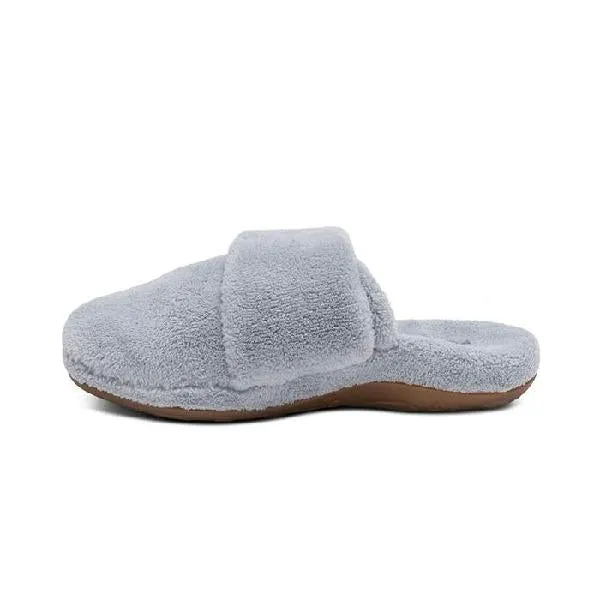 Blanket Slippers Womens Aetrex Mandy Closed-Toe Slipper in Grey