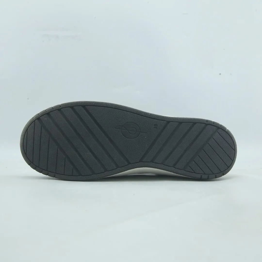 STRADIVARIUS . Nike Air Force One Sneakers