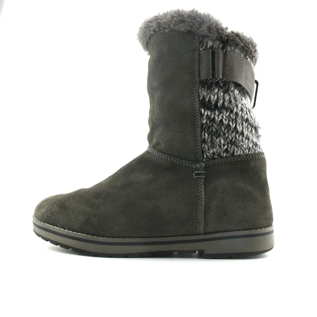 WHITE MOUNTAIN . Breathable Business Casual Shoes